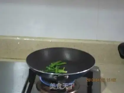 Make Omelette step 2