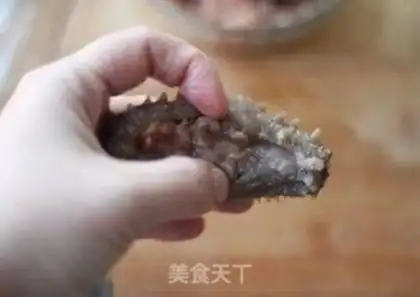 Make The sea ginseng pot step 2