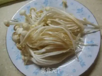 Make Golden needle, fat cow pot step 2