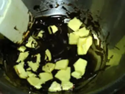 Make Chocolate cake step 4