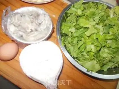 Make Celery omelet pancakes step 0