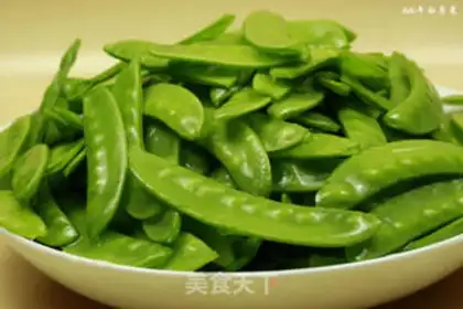 Make Garlic Dutch beans step 0