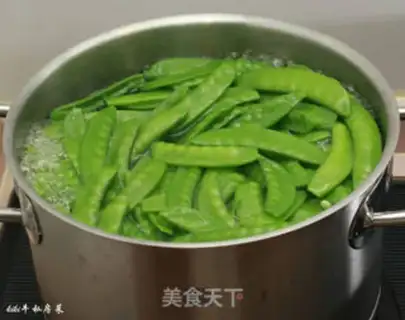 Make Garlic Dutch beans step 4