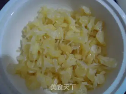 Make A tea with honey step 2