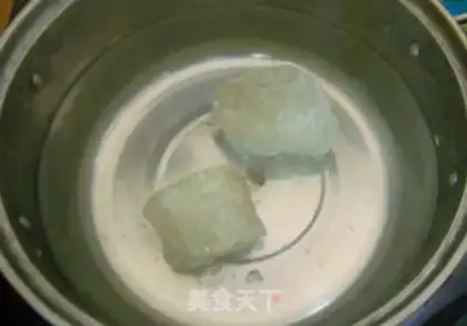 Make A tea with honey step 6