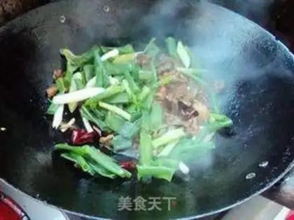 Make Onions and chicken step 7