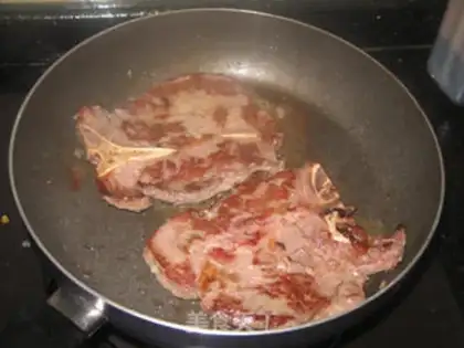 Make T-BONE STEAK WITH BLACK PEPPER JUICE step 4