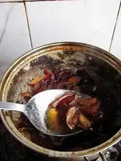 Make Korean honey date tea step 7