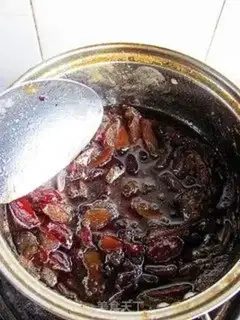 Make Korean honey date tea step 9