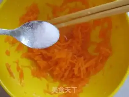Make Carrot pizza step 1