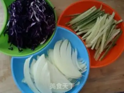Make Lavender blue vegetable rolls step 2