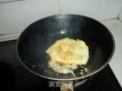 Make cucumber fried eggs step 6