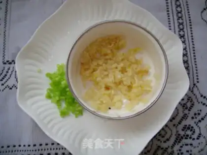 Make Garlic fan floss step 1