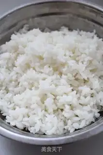 Make Curry fried rice step 1