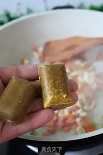 Make Curry fried rice step 5
