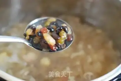 Make Silver sips of white fruit step 4