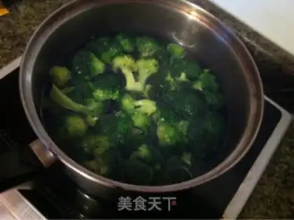 Make Garlic mushroom broccoli step 3