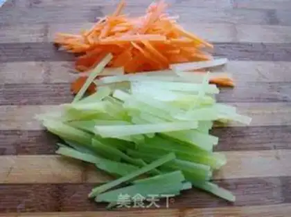 Make Three pieces of fried meat step 2