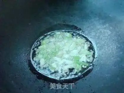 Make Three pieces of fried meat step 4