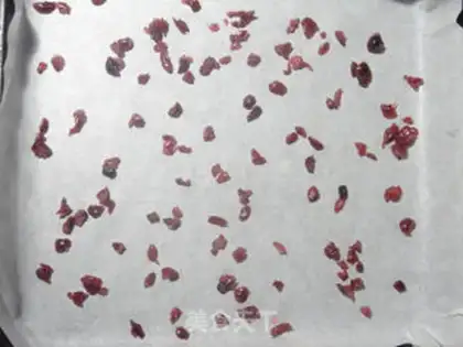 Make Cranberry roll step 11