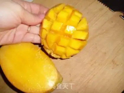 Make Peach glue milk crumbs step 5