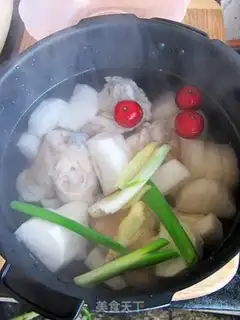 Make ♪ ♪ The radish broth ♪ step 5