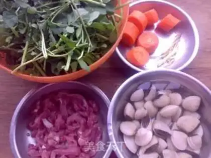 Make White Bessie soup step 1