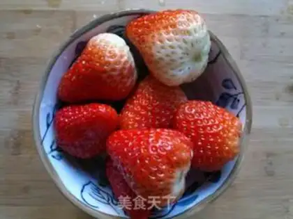 Make chocolate strawberry Dafu step 13
