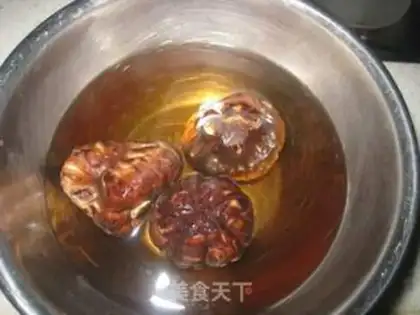 Make Tombo chicken soup step 1