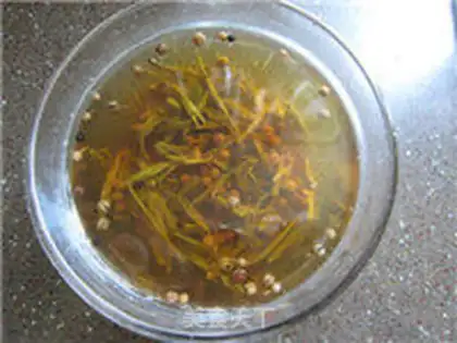 Make Dragon well tea and beef dumplings step 0