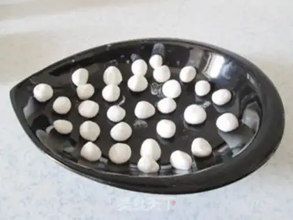 Make Coconut bean bean pellets step 1
