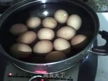 Make Eggs with halogens and tiger skins step 1