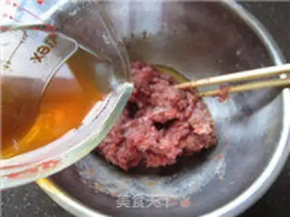 Make Dragon well tea and beef dumplings step 4