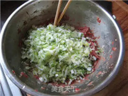 Make Dragon well tea and beef dumplings step 9