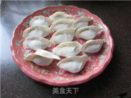Make Dragon well tea and beef dumplings step 14