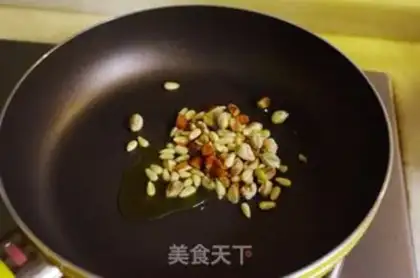 Make Nuts fried arctic shrimp step 6