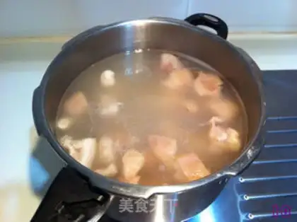 Make Sour soup hooves step 9