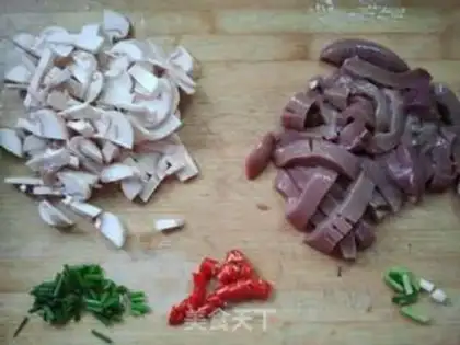 Make Spicy spicy bouquet of mushrooms step 1