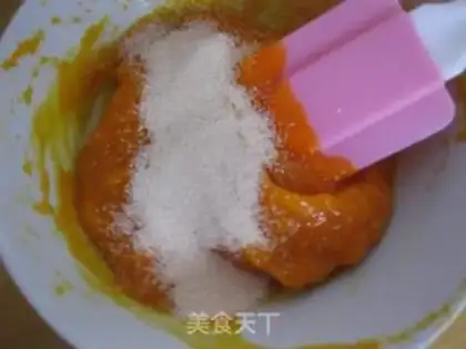 Make Pumpkin buns step 1