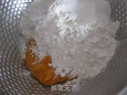 Make Pumpkin buns step 2