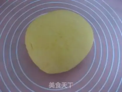 Make Pumpkin buns step 4