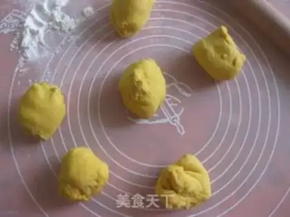 Make Pumpkin buns step 6