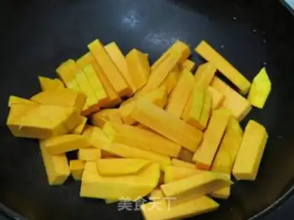 Make Pumpkin step 1