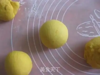 Make Pumpkin buns step 7
