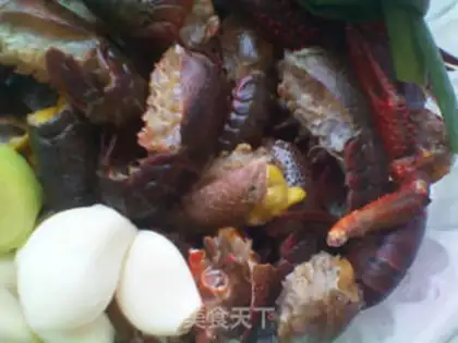 Make Spicy lobster step 1