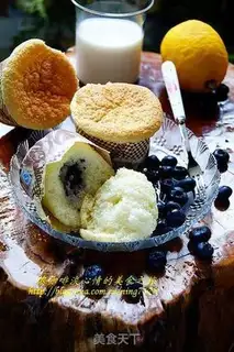 Make Blueberry sponge cake step 7