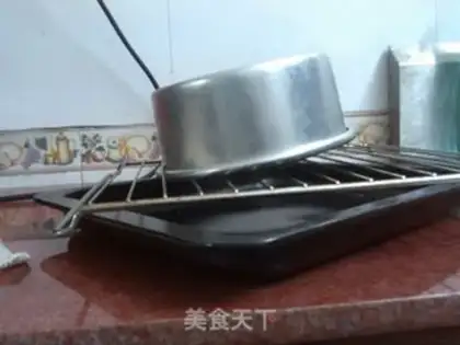 Make Almond Crown step 4