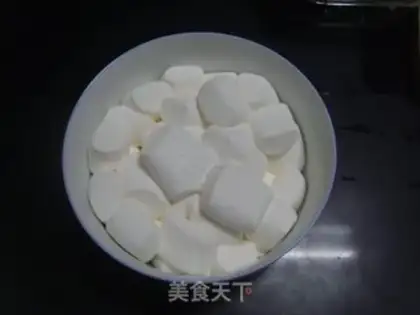 Make Cow Rolling Sugar step 3
