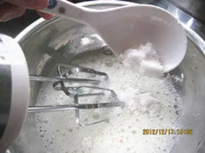 Make Chi Fung Cake step 2