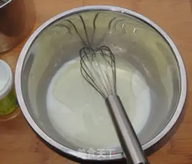 Make Basic chili cake step 3